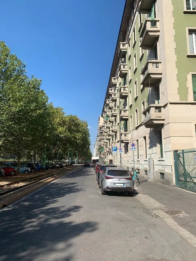 Amio Apartment - Next To M5 Ca Granda ميلان