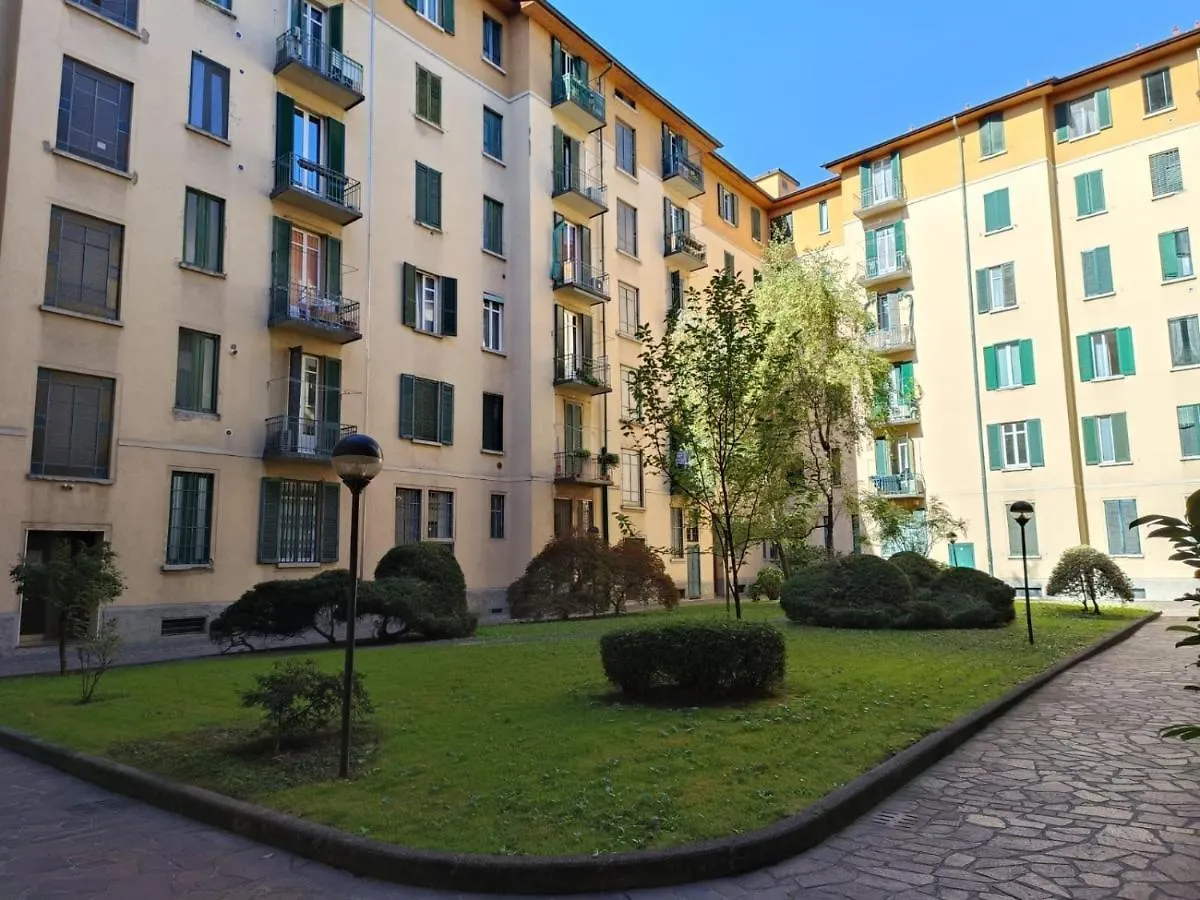Amio Apartment - Next To M5 Ca Granda ميلان